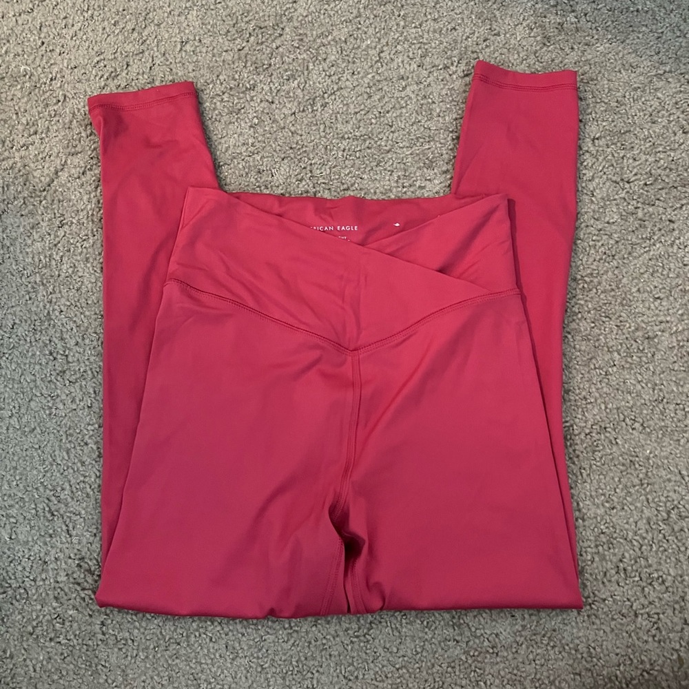 viral american eagle crossover leggings